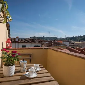 https://casa-vacanze-valerix-uffizi.it-tuscanyhotel.com